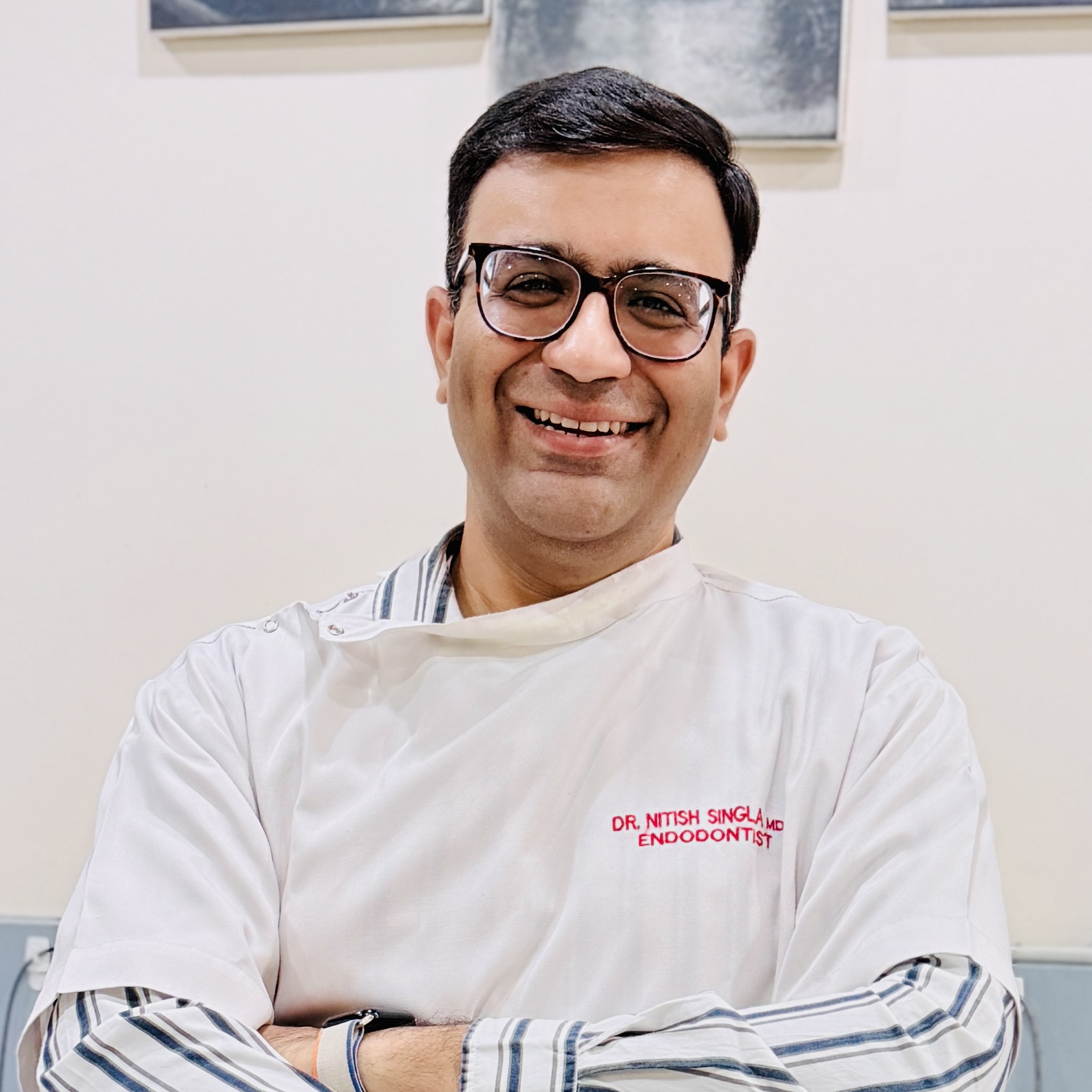 Dr. Nitish Singla MDS Root canal specialist